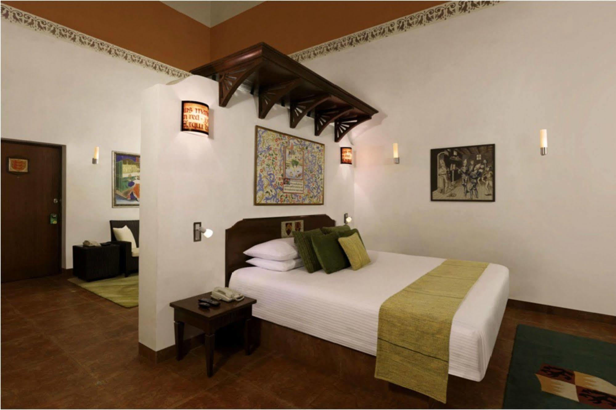 Lemon Tree Amarante Beach Resort, Goa Candolim Exterior foto