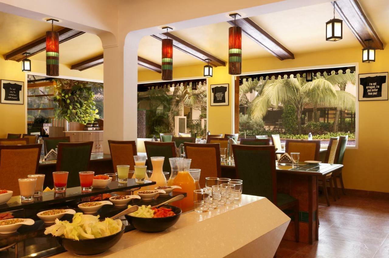 Lemon Tree Amarante Beach Resort, Goa Candolim Exterior foto