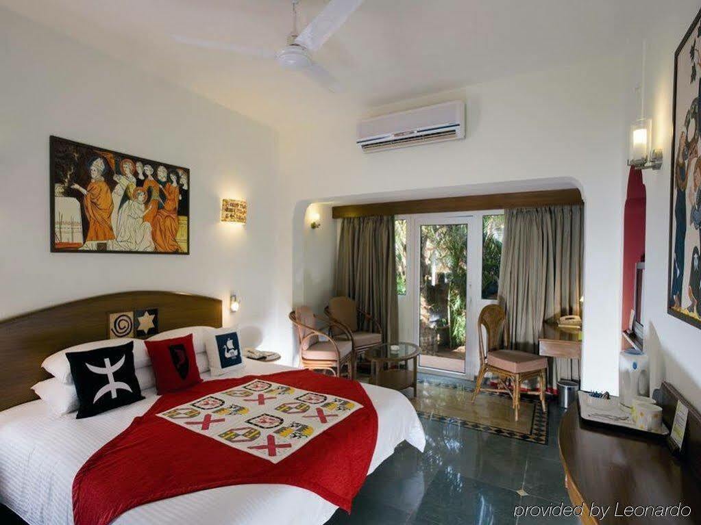 Lemon Tree Amarante Beach Resort, Goa Candolim Exterior foto