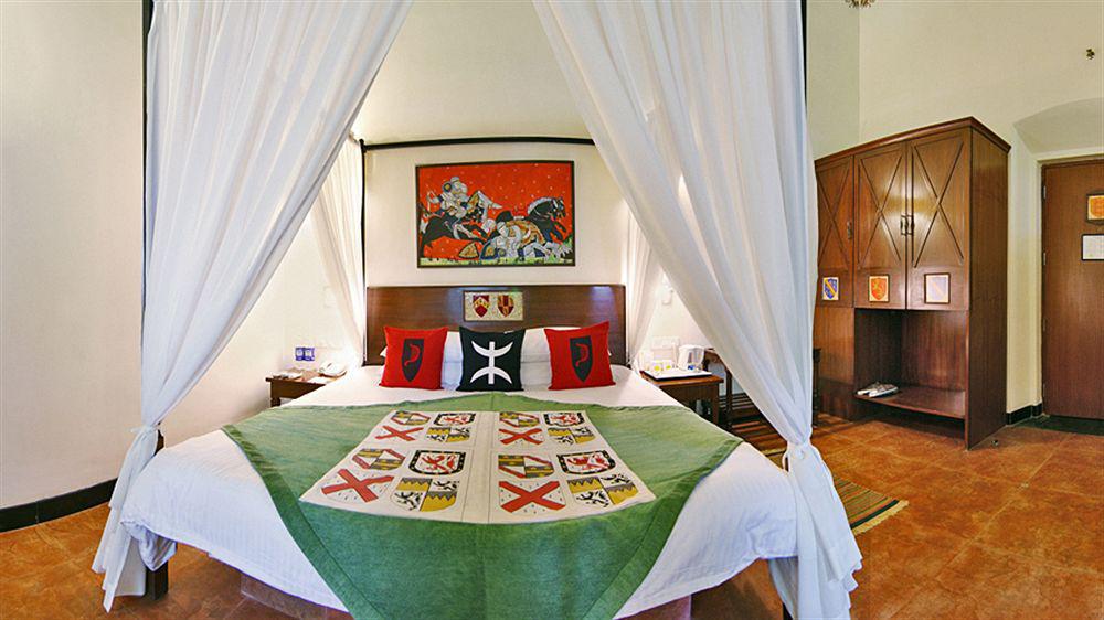 Lemon Tree Amarante Beach Resort, Goa Candolim Exterior foto